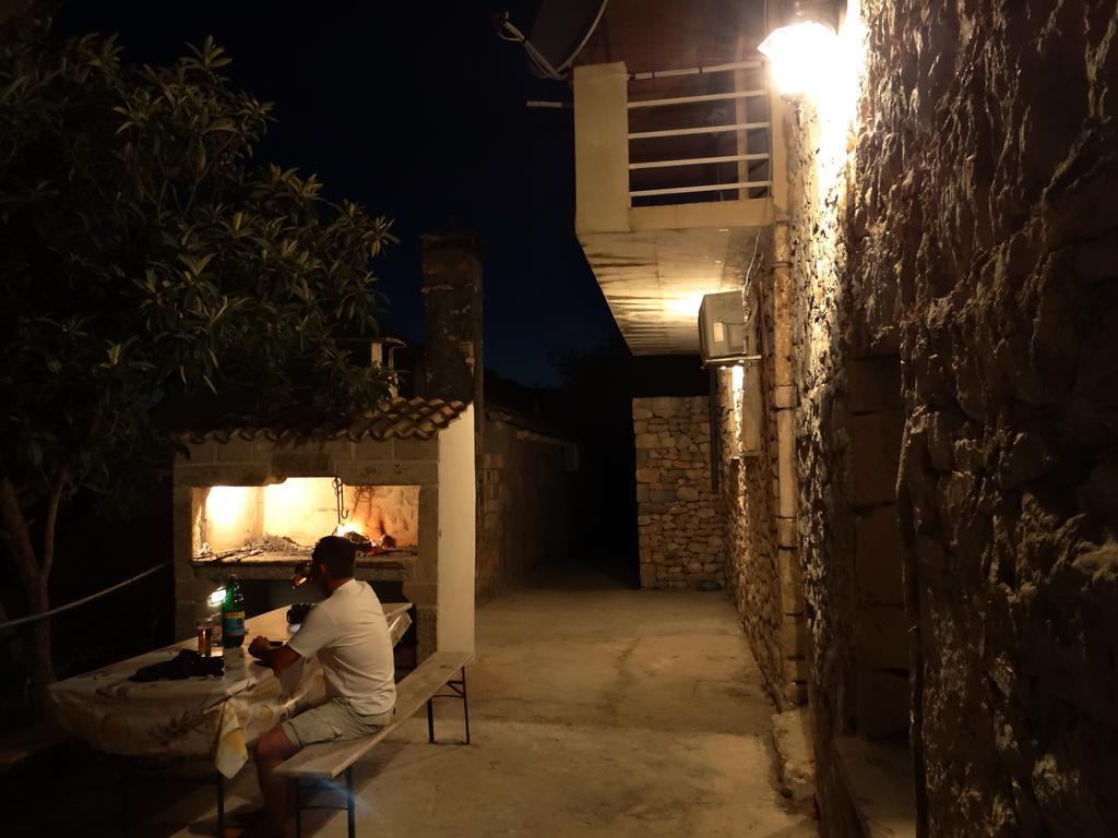 Holiday Home Milan Borje Orebić Kültér fotó