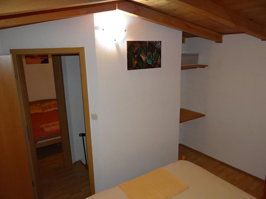 Holiday Home Milan Borje Orebić Szoba fotó